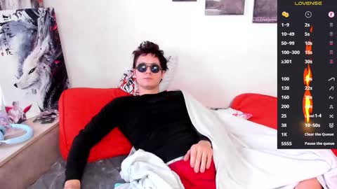 Snapshot of alex_wandhot chatting on 10/26/25, 03:45 Alex WandHot online show from 10/26/25, 03:45