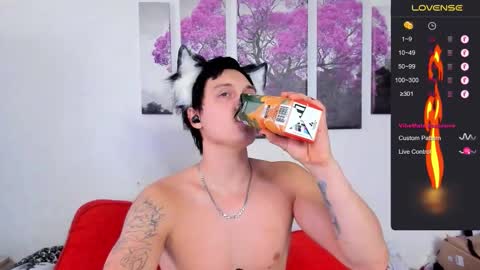 Snapshot of alex_wandhot chatting on 11/01/25, 08:49 Alex WandHot online show from 11/01/25, 08:49