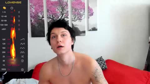 Snapshot of alex_wandhot chatting on 11/18/25, 06:07 Alex WandHot online show from 11/18/25, 06:07