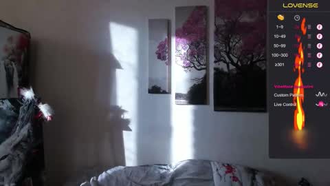 Snapshot of alex_wandhot chatting on 12/05/25, 08:01 Alex WandHot online show from 12/05/25, 08:01