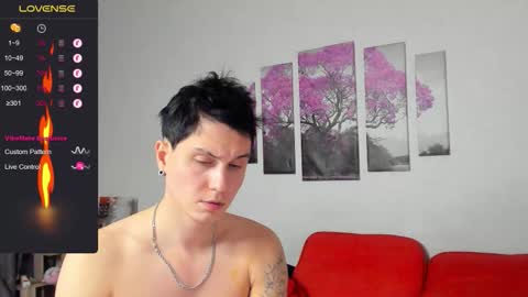 Snapshot of alex_wandhot chatting on 12/20/25, 09:27 Alex WandHot online show from 12/20/25, 09:27