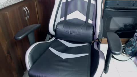 alex_xhunter online show from 04/02/26, 07:33