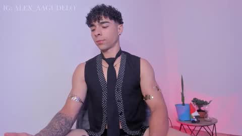 x   online show from 11/01/25, 12:56