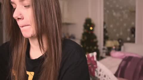 Snapshot of alexa_feels chatting on 12/29/24, 06:24 Little Duck homie online show from 12/29/24, 06:24