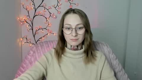 Snapshot of alexa_kittie chatting on 05/11/26, 06:16 Alexa online show from 05/11/26, 06:16