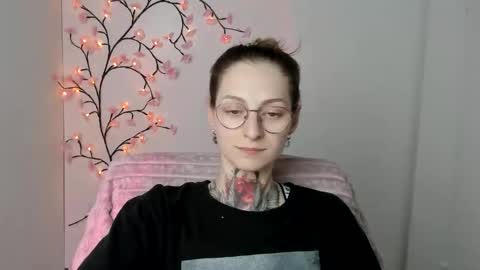 Snapshot of alexa_kittie chatting on 05/12/26, 05:54 Alexa online show from 05/12/26, 05:54