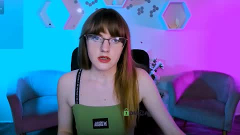 Snapshot of alexa_night_ chatting on 11/26/25, 08:43 alexa_night_ online show from 11/26/25, 08:43