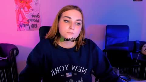 Snapshot of alexa_night_ chatting on 12/05/25, 10:02 alexa_night_ online show from 12/05/25, 10:02