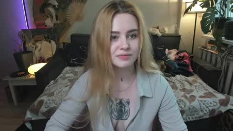 alexa_pirs online show from 04/24/26, 01:57