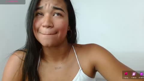 Snapshot of alexa_priincess chatting on 04/27/26, 02:15 online show from 04/27/26, 02:15