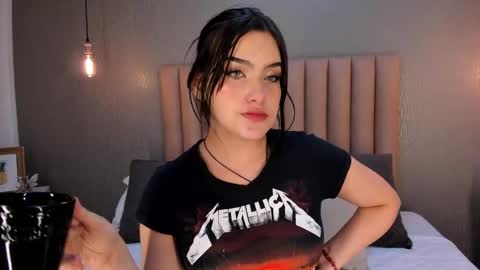 Alexa Thaylor online show from 01/15/25, 03:29