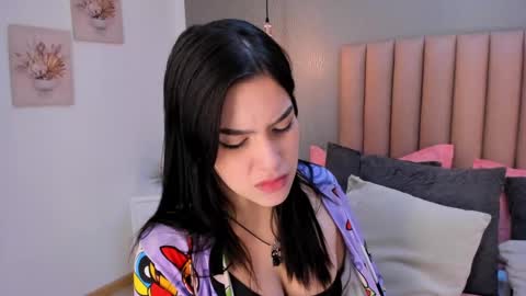 Alexa Thaylor online show from 01/18/25, 02:23