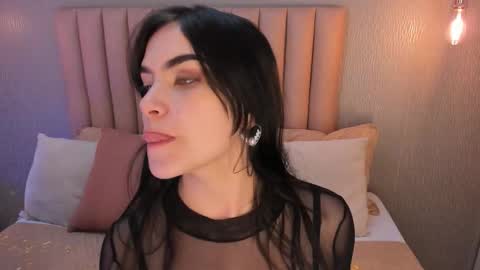 Alexa Thaylor online show from 09/25/25, 02:21