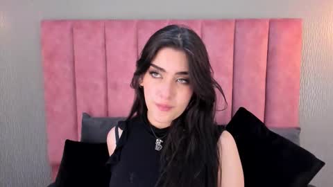 Alexa Thaylor online show from 11/17/25, 05:52