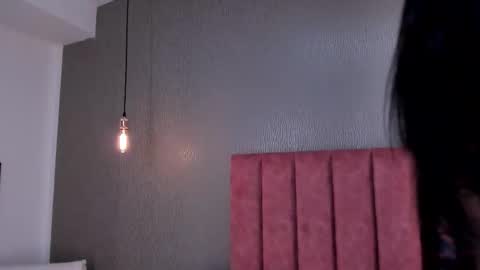 Alexa Thaylor online show from 11/29/25, 09:18