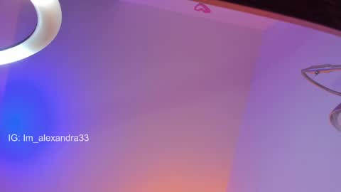 alexa_will online show from 09/18/25, 02:02