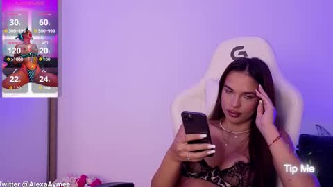 Snapshot of alexaaimee chatting on 09/28/25, 01:44 Alexa online show from 09/28/25, 01:44