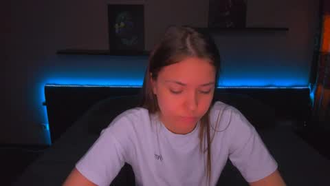 angel online show from 04/06/26, 04:46