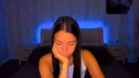Snapshot of alexabarkley chatting on 07/07/26, 12:24 angel online show from 07/07/26, 12:24