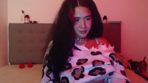 Snapshot of alexablue111 chatting on 12/04/24, 06:00 Alexa blue online show from 12/04/24, 06:00