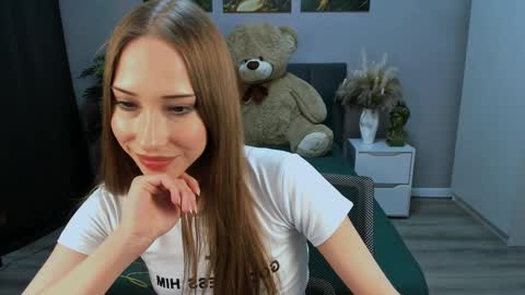 Snapshot of alexaharmon chatting on 02/05/25, 04:58 AlexaHarmon online show from 02/05/25, 04:58