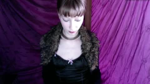 Snapshot of alexahornygirl chatting on 05/19/26, 11:49 Alexa online show from 05/19/26, 11:49