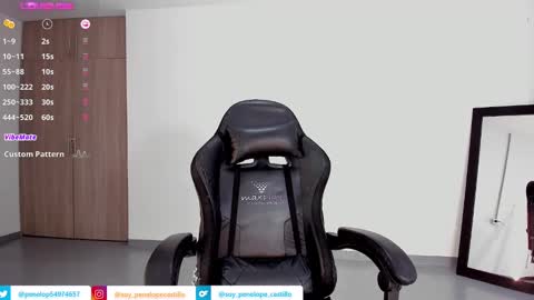 Snapshot of alexalovecastle1 chatting on 12/06/24, 05:09 Alexandra Castillo online show from 12/06/24, 05:09