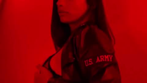 Snapshot of alexalovecastle1 chatting on 02/17/25, 08:09 Alexandra Castillo online show from 02/17/25, 08:09