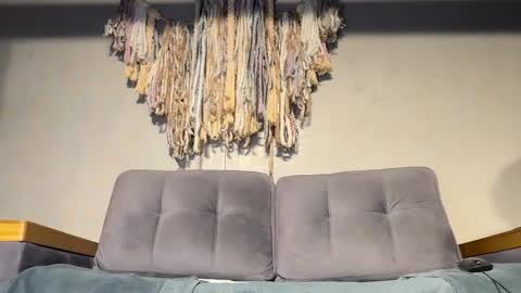 Alex  Dani online show from 03/11/25, 04:32