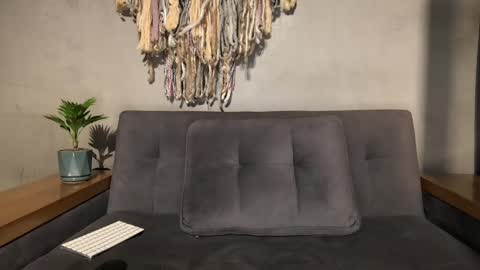 Alex  Dani online show from 09/14/25, 01:49