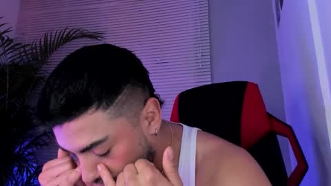 Alexander Diaz online show from 09/12/25, 10:37