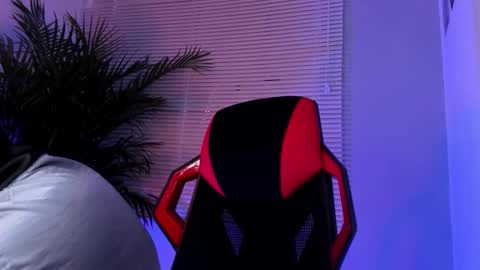 Alexander Diaz online show from 09/15/25, 10:48