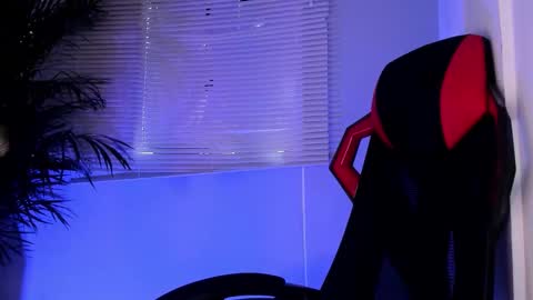 Alexander Diaz online show from 10/17/25, 08:33