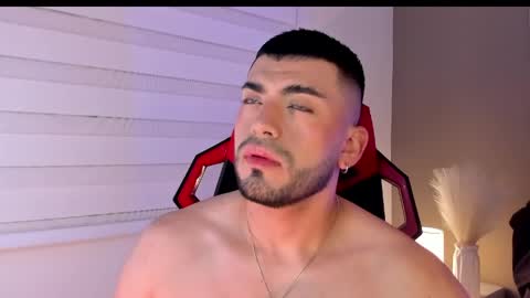 Alexander Diaz online show from 04/21/26, 12:22