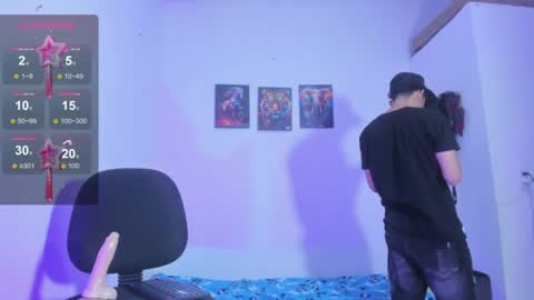 Snapshot of alexander_hot_20 chatting on 06/24/26, 10:31 alexander_hot_20 online show from 06/24/26, 10:31