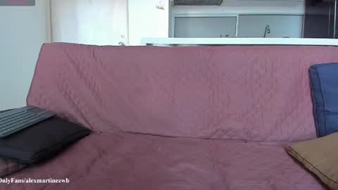 Onlyfansalexmartinezwb  Instagram alexwbmartinez  Twitter martinezcb937 online show from 04/21/26, 10:34