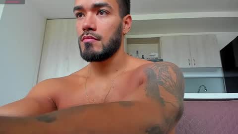 Snapshot of alexander_martines chatting on 04/28/26, 04:45 Onlyfansalexmartinezwb Instagram alexwbmartinez Twitter martinezcb937 online show from 04/28/26, 04:45