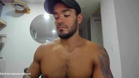 Onlyfansalexmartinezwb  Instagram alexwbmartinez  Twitter martinezcb937 online show from 06/23/26, 11:25