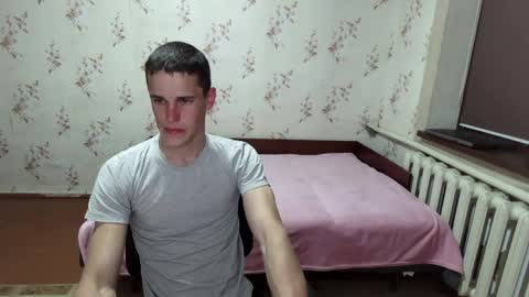 alexanderstrongs online show from 05/06/26, 07:19