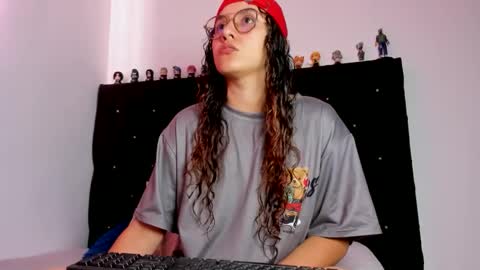 alexandra clauss online show from 03/22/26, 07:06