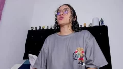 alexandra clauss online show from 04/13/26, 12:27