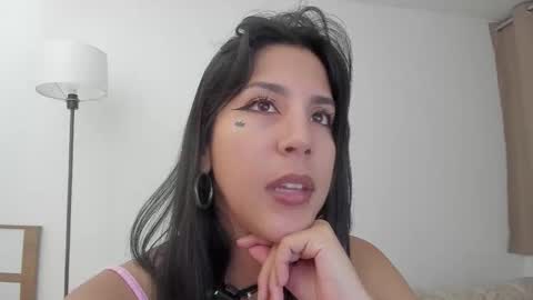 Snapshot of alexandra_fiore chatting on 10/28/25, 02:04 I am Alexandra online show from 10/28/25, 02:04