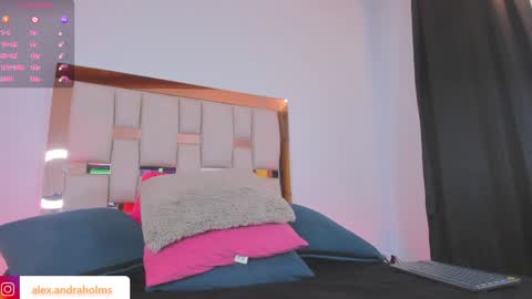 Snapshot of alexandra_holms1 chatting on 01/08/25, 12:26 alexandra_holms1 online show from 01/08/25, 12:26