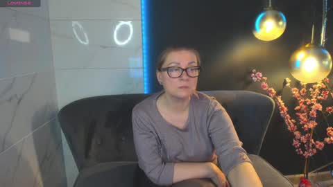 Snapshot of alexandra_kind chatting on 12/17/24, 05:58 Alexandra online show from 12/17/24, 05:58