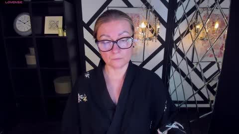 Snapshot of alexandra_kind chatting on 02/09/25, 03:22 Alexandra online show from 02/09/25, 03:22