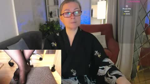 Alexandra online show from 05/30/26, 08:50