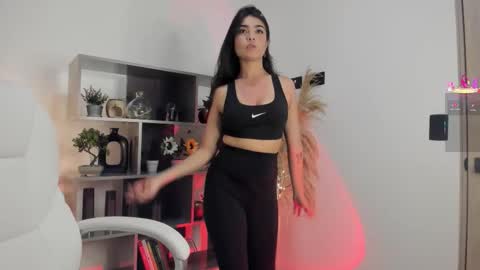 Alexandra Rodriguez online show from 02/06/26, 03:44