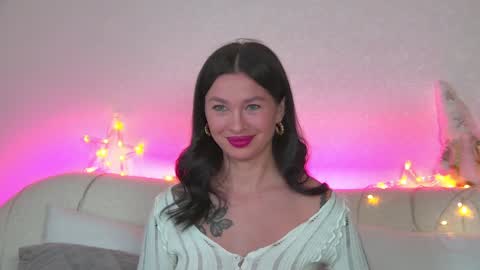 AlexandraBloom online show from 01/10/25, 06:49