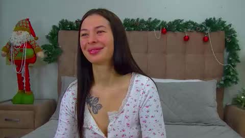 AlexandraBloom online show from 12/22/25, 06:27