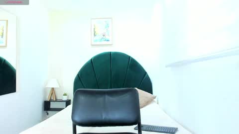     online show from 04/04/26, 12:02